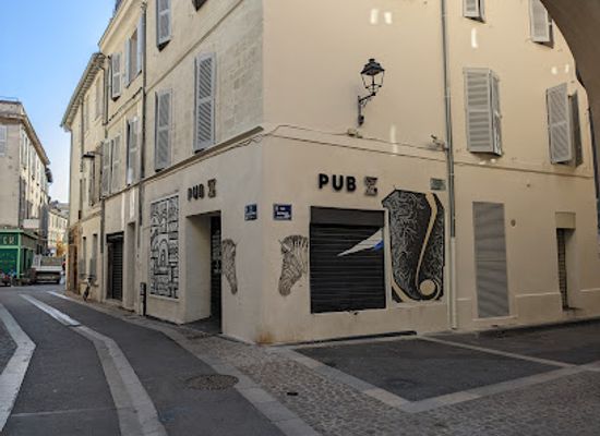 france/avignon/avignon-old-town/bar/pub-z
