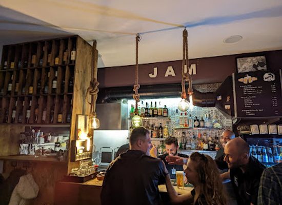 portugal/lisbon/bairro-alto/bar/jam-club