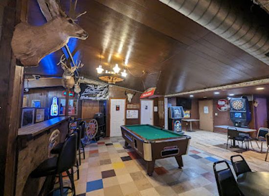south-dakota/badlands-national-park/bar/wagon-wheel-bar