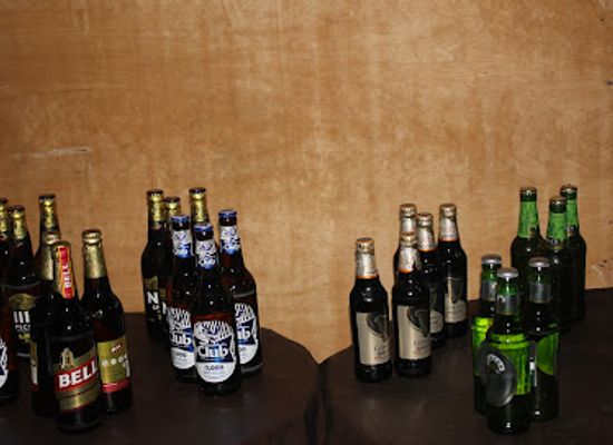 uganda/bunyoro/bar/humura-gardens-bar-accommodation