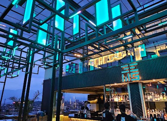 nepal/kathmandu-valley/bar/33-west-sky-bar