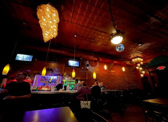 arkansas/pinnacle-mountain-state-park/bar/six-ten-center
