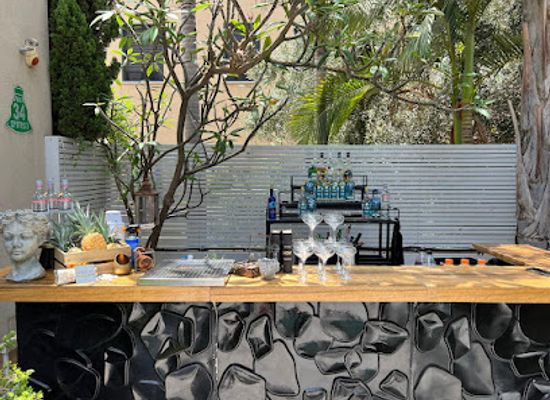 israel/sharon-plain/bar/apollo-cocktail-house
