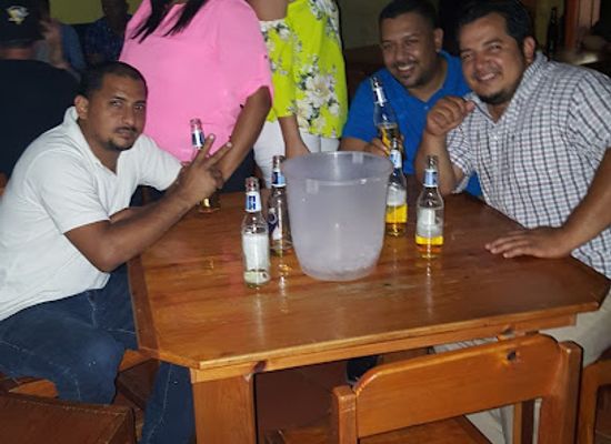 honduras/comayagua-valley/bar/sangrias
