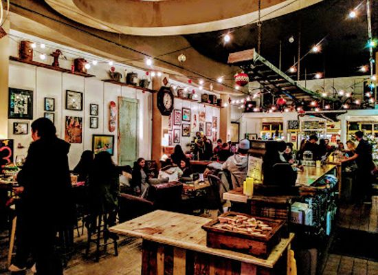 california/santa-barbara/bar/santa-barbara-wine-therapy