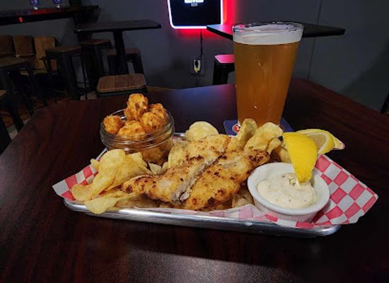 washington/the-okanogan/bar/the-red-light-bar-and-restaurant