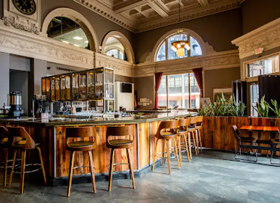 missouri/st-louis/downtown-st-louis/bar/trust