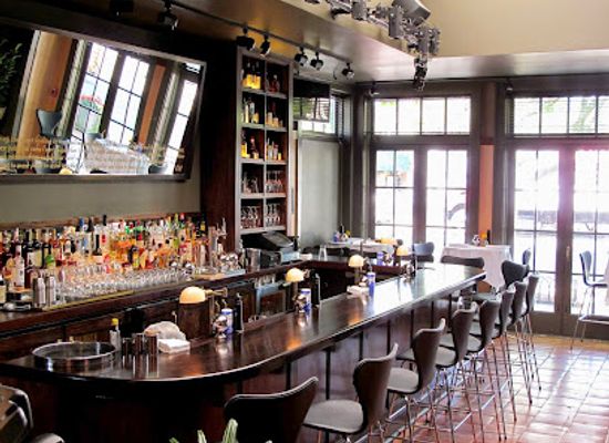 new-york/the-hamptons/bar/east-hampton-grill