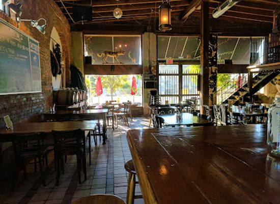 south-carolina/sandhills/bar/hunter-gatherer-brewery-alehouse