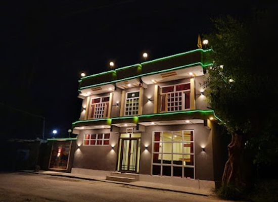 pakistan/deosai-national-park/bar/sundus-guest-house-skardu