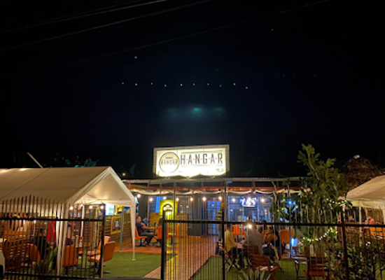 panama/chiriqui-highlands/bar/hangar-bar-and-grill