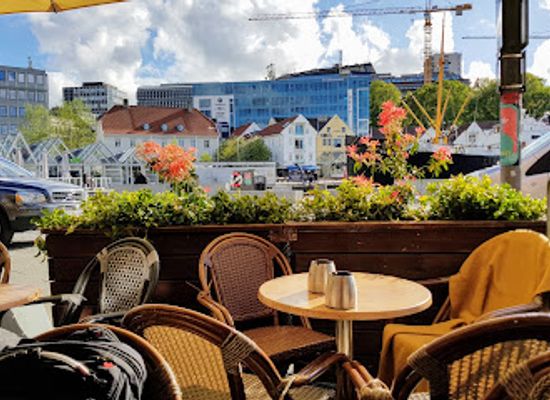 norway/eastern-norway/bar/beverly-hills-fun-pub