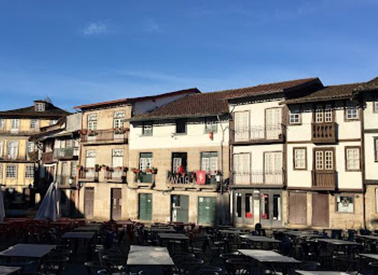 portugal/guimaraes/bar/poncha-s-bar