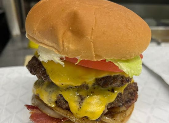 alabama/tombigbee-river/bar/b-s-burger-house