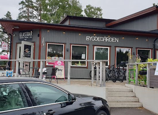 sweden/varmland/bar/glass-bar