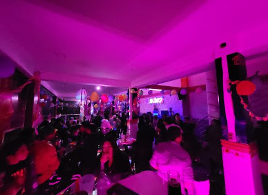 bolivia/potosi-highlands/bar/discoteca-pub-xoxo