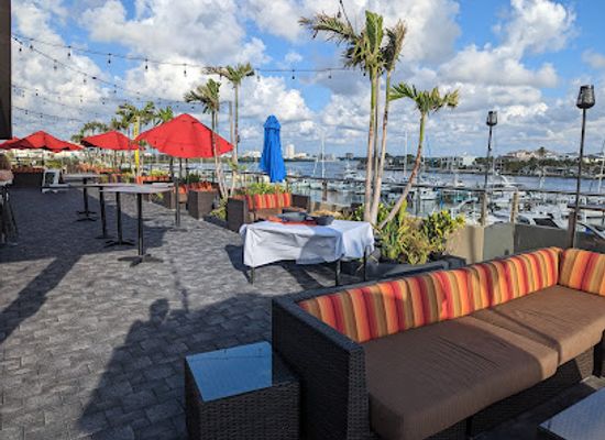 florida/clearwater-beach/bar/bar-tiki-clearwater-beach