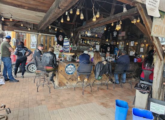 new-hampshire/laconia/bar/dancing-rabbit-distillery