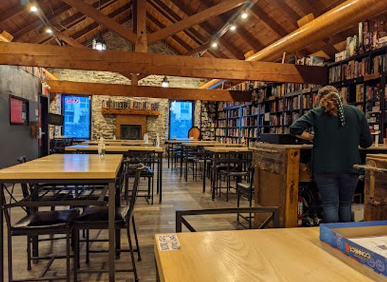 canada/ottawa/parliament-hill/bar/level-one-game-pub
