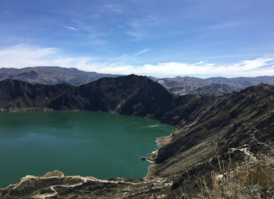 ecuador/quilotoa-crater-lake/bar/quilotoa