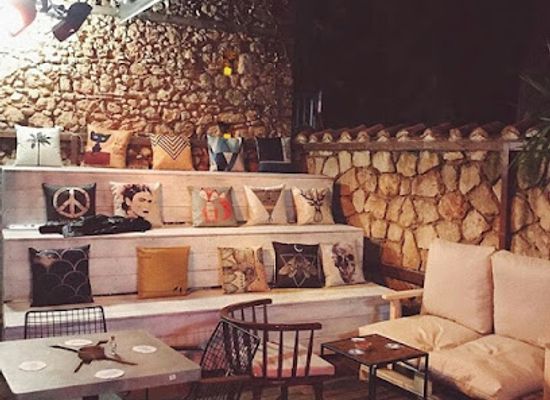 turkiye/antalya/kaleici/bar/x-pub-bistro-otel