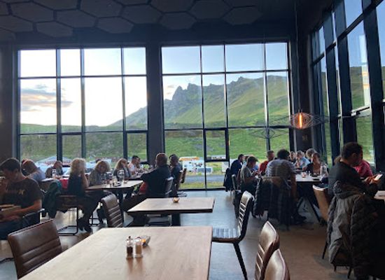iceland/vík-í-mýrdal/bar/drangar-restaurant