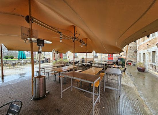 belgium/valkenburg/bar/brasserie-kasteel-schaloen