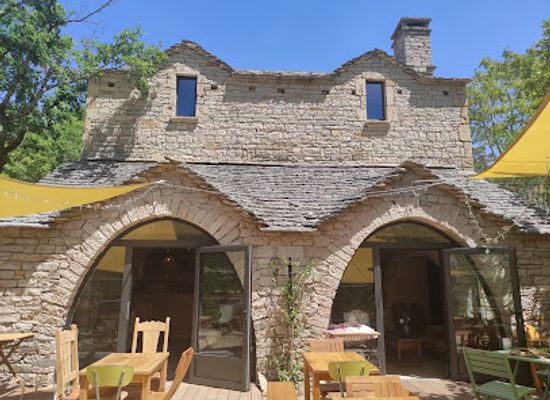 france/tarn-gorges/bar/aux-cinq-arches
