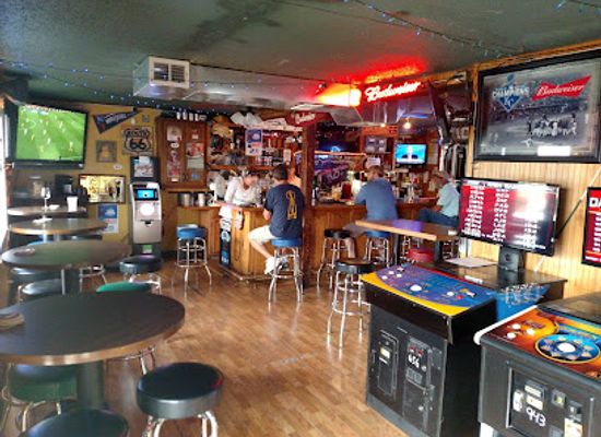 kansas/flint-hills/bar/keyhole-tavern