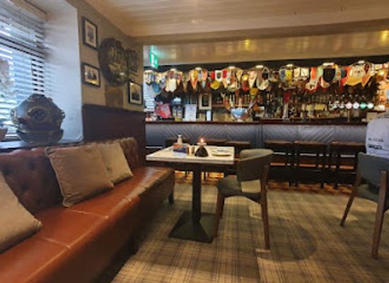 ireland/cliffs-of-moher/bar/vaughans-anchor-inn