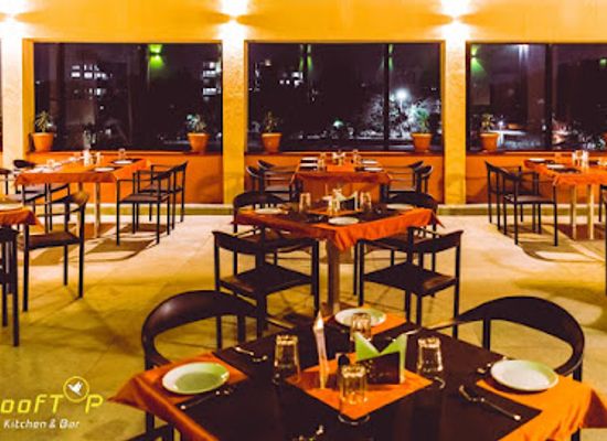 india/nashik/old-nashik/bar/roof-top-kitchen-bar-nashik