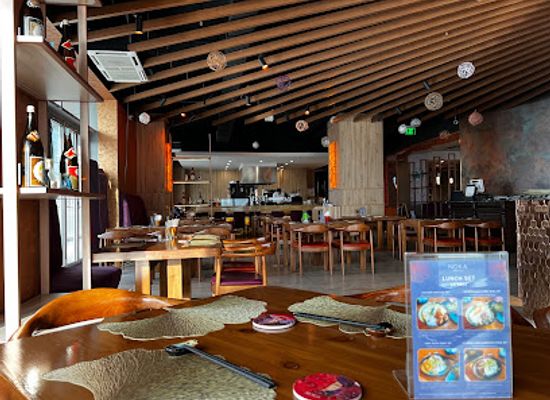 mongolia/ikh-nuur-basin/bar/noka-japanese-grill-bar