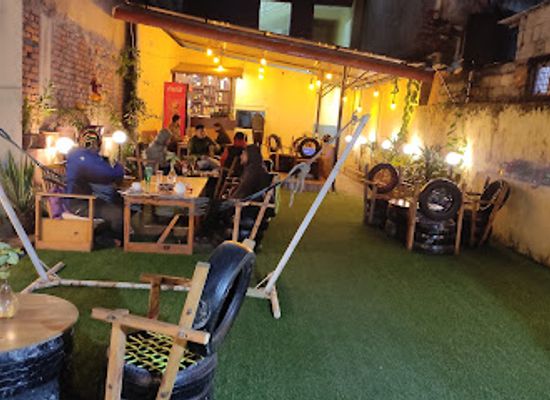 nepal/mid-hills/bar/lukla-bar-resturant