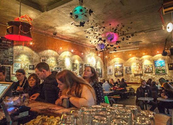 hungary/budapest/bar/szimpla-kert