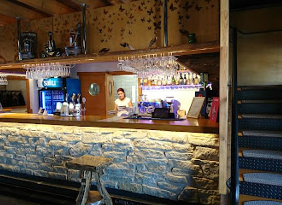 estonia/jogevamaa/bar/laisholm-pub