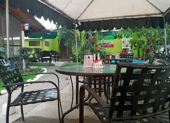 nicaragua/granada-plains/bar/bohemio