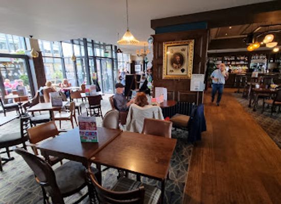 united-kingdom/stirling/bar/the-crossed-peels