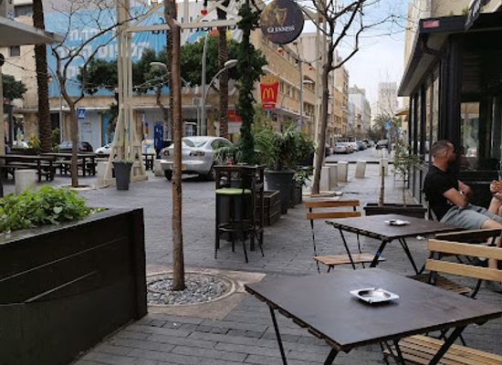 israel/haifa/wadi-nisnas/bar/escobar