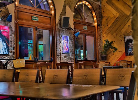hungary/hansag/bar/liebling-hidden-rooftop-bar