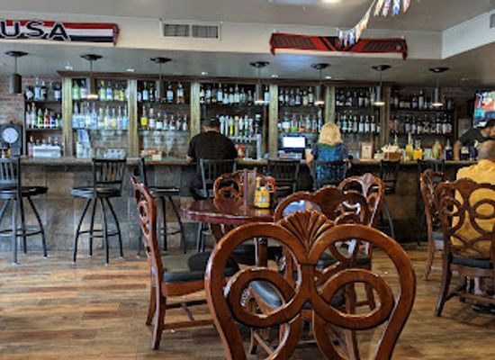 colorado/grand-junction/bar/the-goat-and-clover-tavern