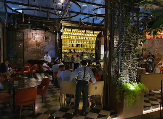 ecuador/guayas-region/bar/porto-resto-bar