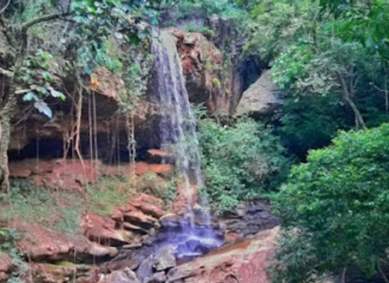 paraguay/cerro-akati/bar/salto-cantera