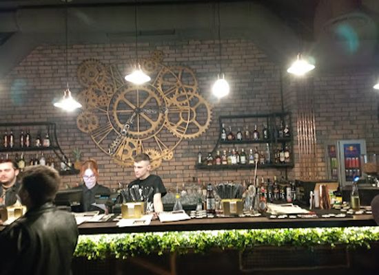 romania/iasi/bar/helix-pub