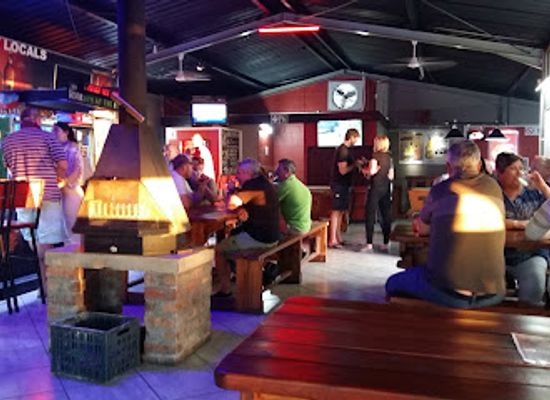 south-africa/overberg/bar/locals-pub-grill-gordons-bay