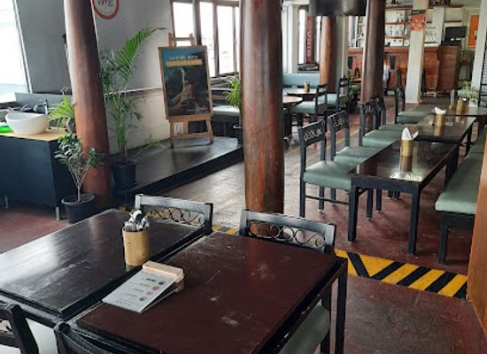 india/puducherry/heritage-town/bar/mel-whisks-gastro-bar
