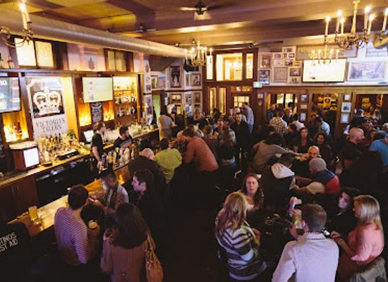 canada/regina/cathedral-village/bar/victoria-s-tavern-downtown
