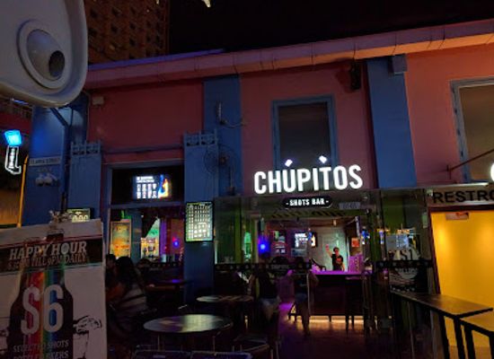 singapore/clarke-quay/bar/chupitos