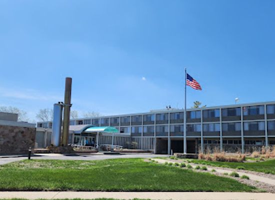 illinois/illinois-beach-state-park/bar/illinois-beach-resort