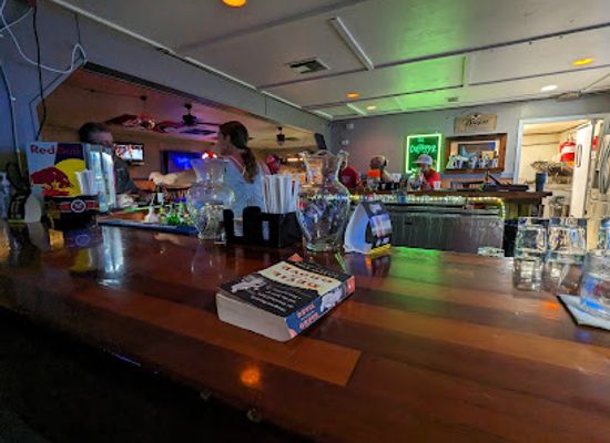 mississippi/northeast-mississippi/bar/outrigger-bar-grill
