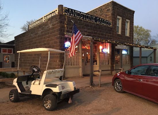 kansas/wellington-mcpherson-lowlands/bar/sandstone-saloon